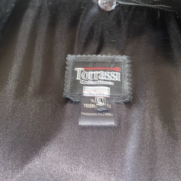 Black Leather gorgeous woman’s coat with amazing details and style NWT - Picture 17 of 17